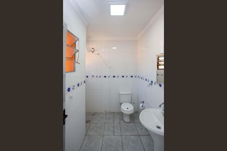 Casa à venda com 320m², 4 quartos e 3 vagasEdícula - Banheiro