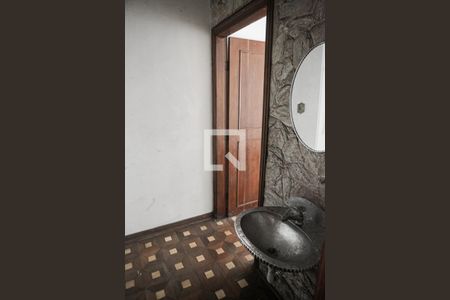 Casa à venda com 438m², 4 quartos e 8 vagas