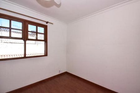 Casa de condomínio para alugar com 300m², 4 quartos e 5 vagasSuíte 1