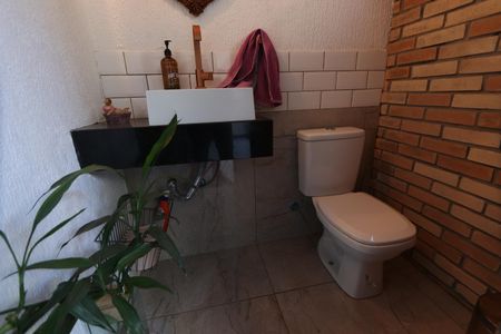 Casa à venda com 260m², 4 quartos e 2 vagasLavabo Lazer
