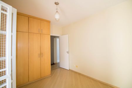 Casa à venda com 144m², 4 quartos e 2 vagas Casa à venda com 144m², 4 quartos e 2 vagasQuarto 2