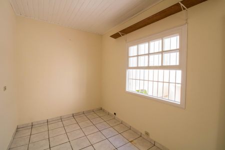 Casa à venda com 144m², 4 quartos e 2 vagas Casa à venda com 144m², 4 quartos e 2 vagasQuarto de Serviço