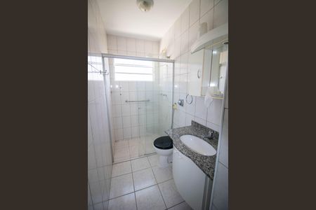 Casa à venda com 144m², 4 quartos e 2 vagas Casa à venda com 144m², 4 quartos e 2 vagasBanheiro 2