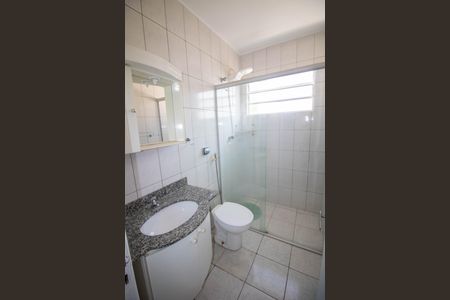 Casa à venda com 144m², 4 quartos e 2 vagas Casa à venda com 144m², 4 quartos e 2 vagasBanheiro da Suíte