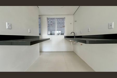 Apartamento à venda com 67m², 2 quartos e 2 vagas Apartamento à venda com 67m², 2 quartos e 2 vagasCozinha