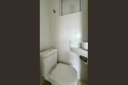 Apartamento à venda com 67m², 2 quartos e 2 vagas Apartamento à venda com 67m², 2 quartos e 2 vagasBanheiro