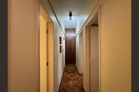 Apartamento à venda com 130m², 3 quartos e 1 vaga Apartamento à venda com 130m², 3 quartos e 1 vagaCorredor