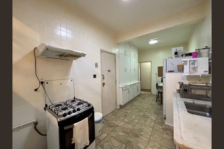 Apartamento à venda com 130m², 3 quartos e 1 vaga Apartamento à venda com 130m², 3 quartos e 1 vagaCozinha