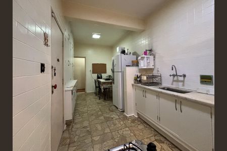 Apartamento à venda com 130m², 3 quartos e 1 vaga Apartamento à venda com 130m², 3 quartos e 1 vagaCozinha