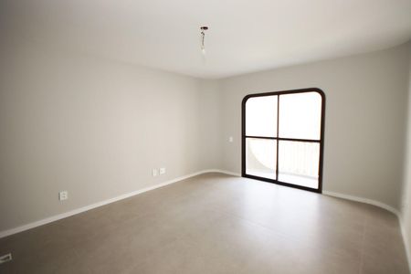 Apartamento à venda com 74m², 1 quarto e 1 vaga