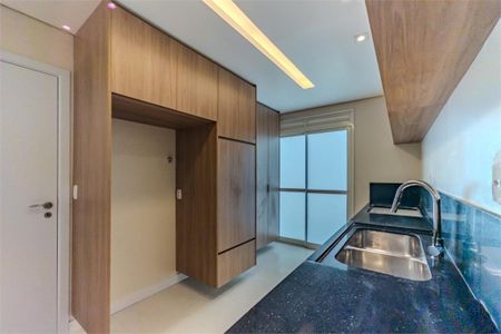 Apartamento à venda com 223m², 3 quartos e 3 vagas