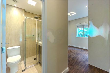 Apartamento à venda com 223m², 3 quartos e 3 vagas