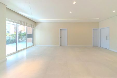 Apartamento à venda com 223m², 3 quartos e 3 vagas
