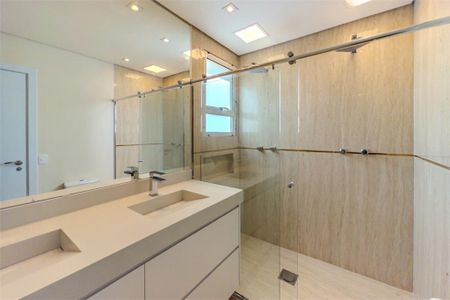 Apartamento à venda com 223m², 3 quartos e 3 vagas