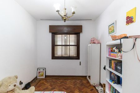 Casa à venda com 352m², 3 quartos e 4 vagas Casa à venda com 352m², 3 quartos e 4 vagasQuarto 1