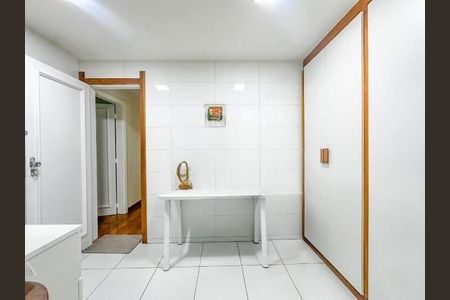 Apartamento à venda com 130m², 3 quartos e 1 vaga