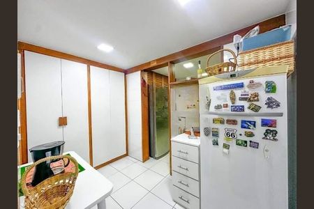 Apartamento à venda com 130m², 3 quartos e 1 vaga