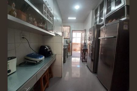 Apartamento à venda com 101m², 3 quartos e sem vaga