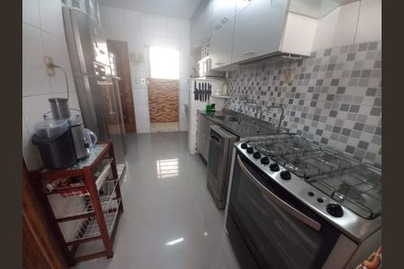 Apartamento à venda com 101m², 3 quartos e sem vaga