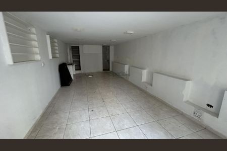 Casa à venda com 158m², 3 quartos e 2 vagas