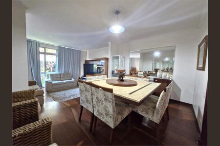 Casa à venda com 4 quartos, 384m² em Santo Amaro, São Paulo