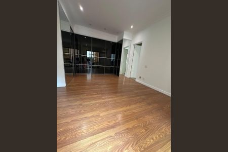 Apartamento à venda com 3 quartos, 197m² em Itaim Bibi, São Paulo