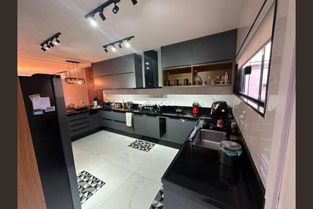 Casa de condomínio à venda com 488m², 6 quartos e 2 vagas