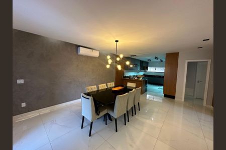 Casa de Condomínio à venda com 6 quartos, 488m² em Recreio dos Bandeirantes, Rio de Janeiro