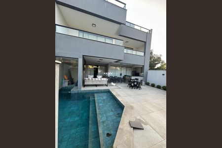 Casa de condomínio à venda com 488m², 6 quartos e 2 vagas