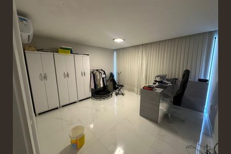 Casa de condomínio à venda com 488m², 6 quartos e 2 vagas