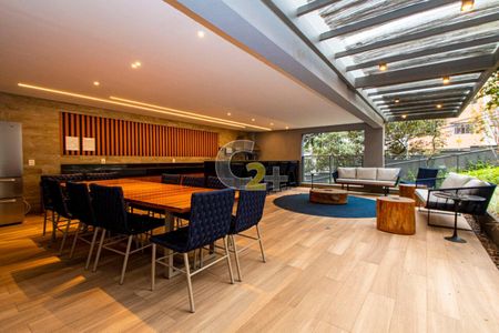 Apartamento à venda com 4 quartos, 237m² em Sumaré, São Paulo