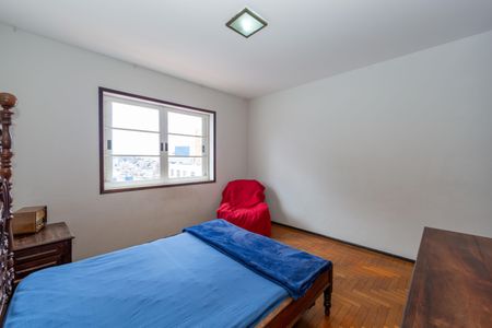 Casa à venda com 720m², 8 quartos e 8 vagasSuíte