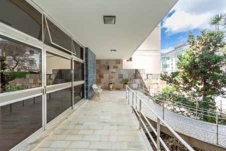 Casa à venda com 720m², 8 quartos e 8 vagasÁrea comum