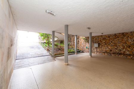 Casa à venda com 720m², 8 quartos e 8 vagasÁrea comum