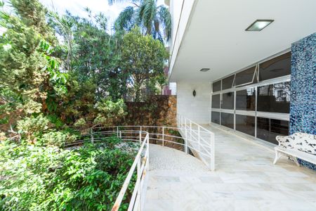 Casa à venda com 720m², 8 quartos e 8 vagasÁrea comum
