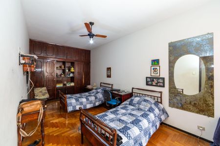 Casa à venda com 720m², 8 quartos e 8 vagasQuarto 1