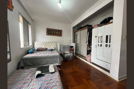 Apartamento à venda com 230m², 3 quartos e 1 vaga Apartamento à venda com 230m², 3 quartos e 1 vagaQuarto