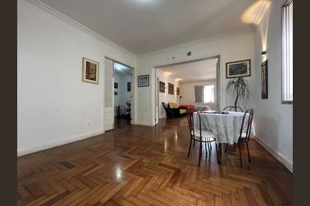 Apartamento à venda com 230m², 3 quartos e 1 vaga Apartamento à venda com 230m², 3 quartos e 1 vagaSala
