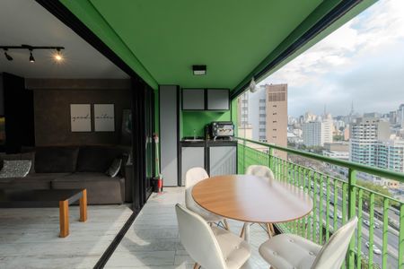 Apartamento à venda com 50m², 1 quarto e 1 vaga Apartamento à venda com 50m², 1 quarto e 1 vagaSacada