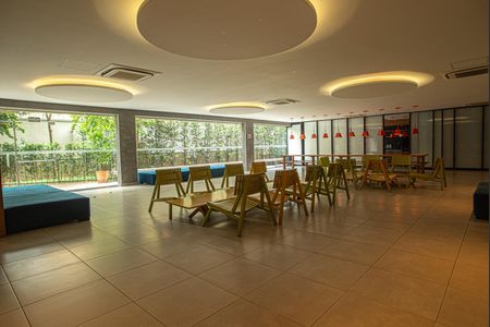 Apartamento à venda com 50m², 1 quarto e 1 vaga Apartamento à venda com 50m², 1 quarto e 1 vagaÁrea comum - Salão de festas