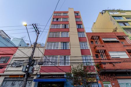 Apartamento à venda com 48m², 1 quarto e sem vaga Apartamento à venda com 48m², 1 quarto e sem vagaFachada