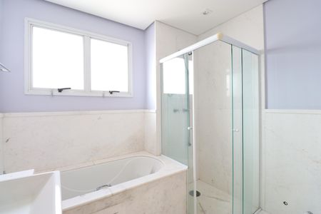 Apartamento para alugar com 500m², 4 quartos e 6 vagasBanheiro Social