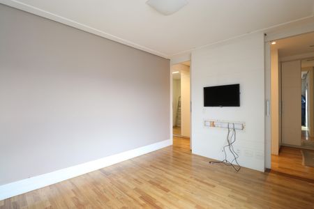 Apartamento para alugar com 500m², 4 quartos e 6 vagasSuíte 1