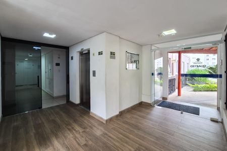 Apartamento à venda com 53m², 2 quartos e 2 vagasÁrea comum - hall