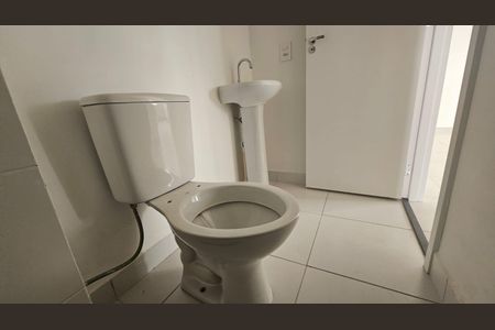 Apartamento para alugar com 26m², 1 quarto e sem vaga Apartamento para alugar com 26m², 1 quarto e sem vagaBanheiro