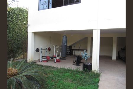 Casa à venda com 356m², 3 quartos e 3 vagasGaragem