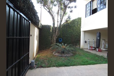 Casa à venda com 356m², 3 quartos e 3 vagasGaragem