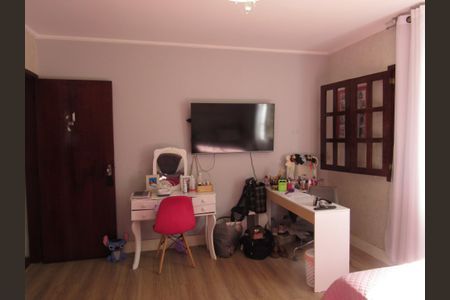 Casa à venda com 356m², 3 quartos e 3 vagasSuíte 1