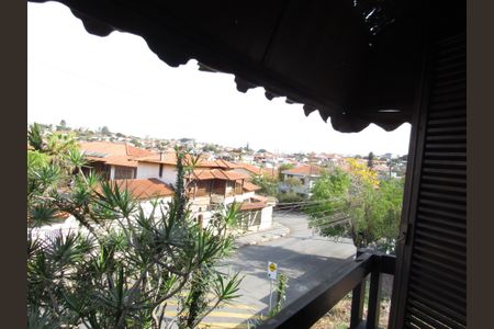 Casa à venda com 356m², 3 quartos e 3 vagasVaranda do Escritório