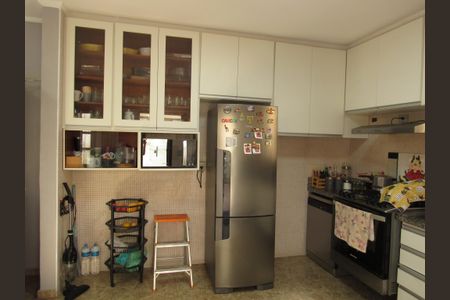 Casa à venda com 356m², 3 quartos e 3 vagasCozinha